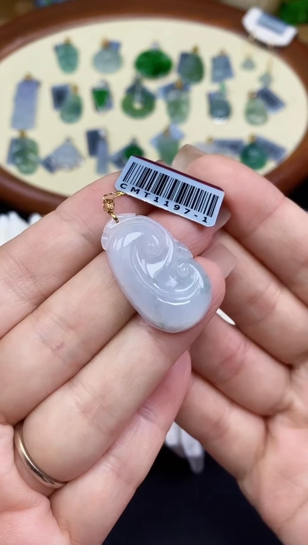 吊坠(不含链)18K金镶嵌翡翠如意18K金扣镶嵌@@CMT1197-1