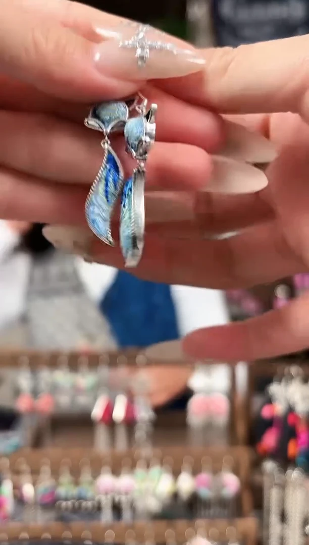 织绣民族风非遗老绣饰品606
