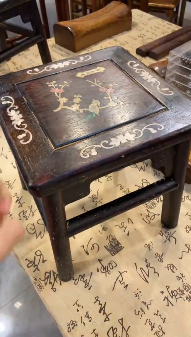 花梨木类小叶紫檀富贵凳