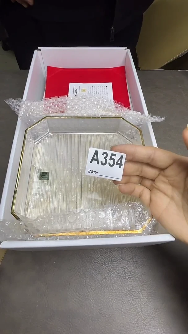 瓷片小*默认微瑕，谨慎参拍A354豪雅四只