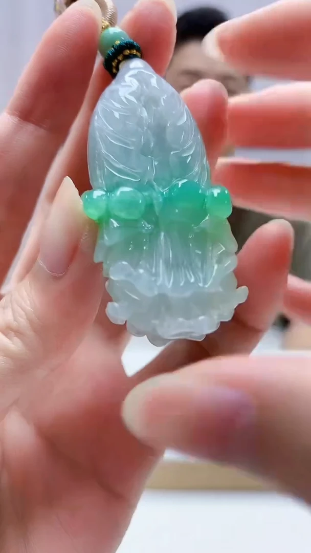未镶嵌定制翡翠4917zm-毛货挂件102白菜