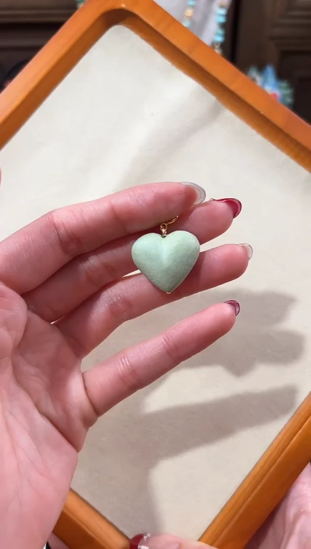 【闪购商品】绿松石颈饰18K金镶嵌绿松石吊坠