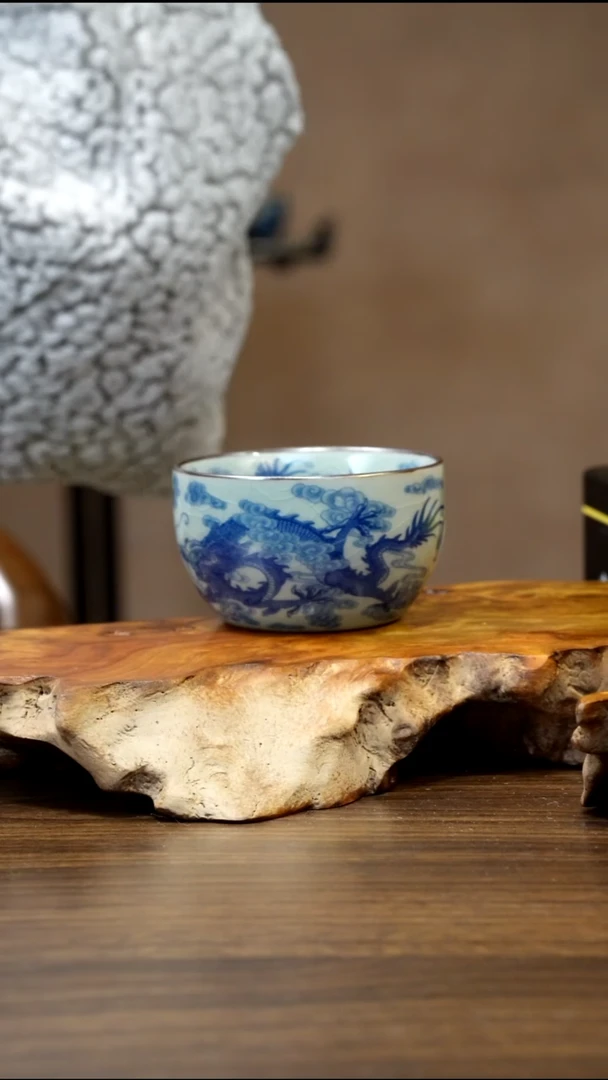 景德镇陶瓷九龙卧足杯