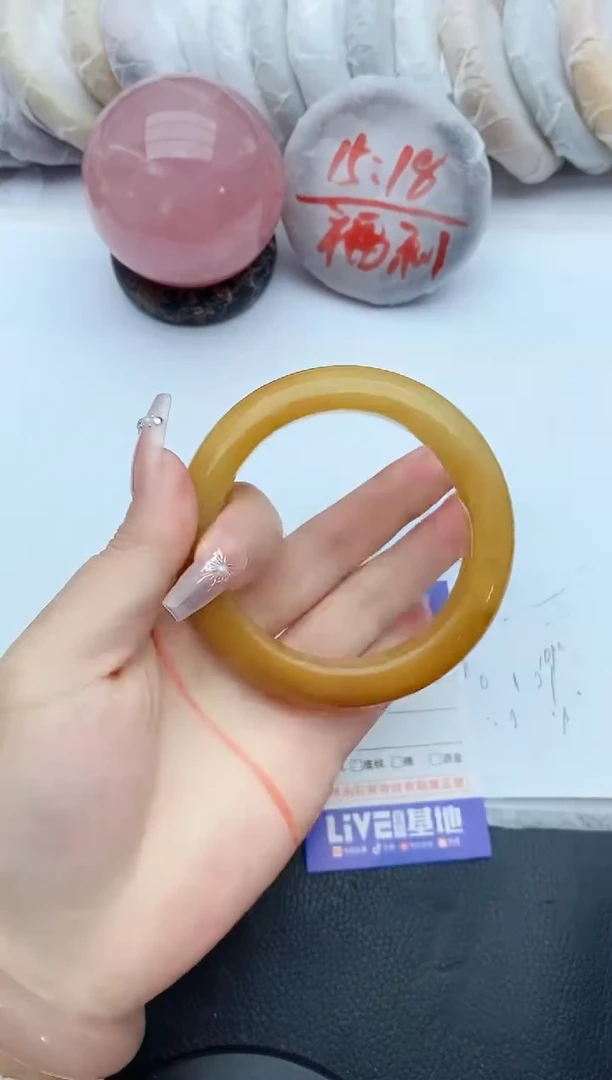 【闪购商品】石英质玉手镯未镶嵌151+58/59