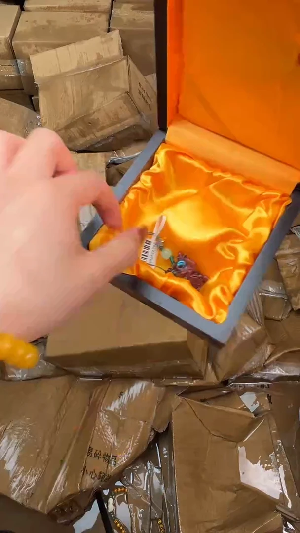 精选手串（无礼盒）