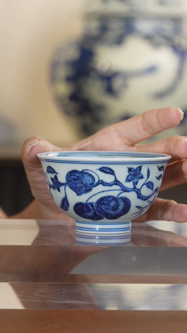 舜瓷桃子竹叶撇口杯