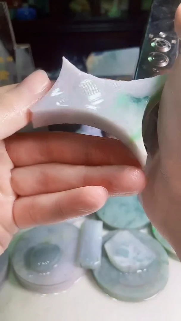 颈饰未镶嵌翡翠缅甸翡翠A货043