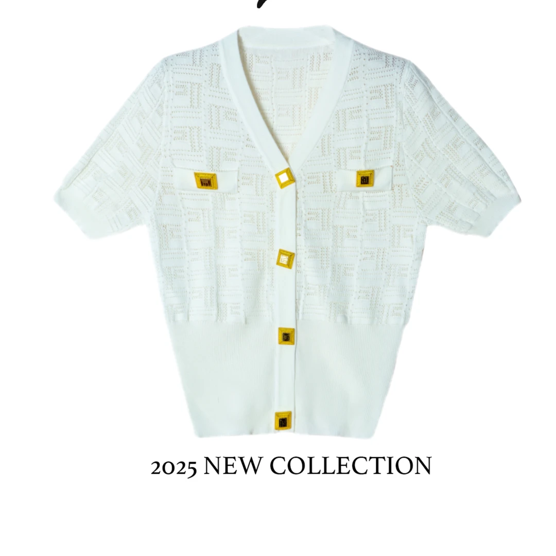 【宠粉福利】 欧韩新款夏季时尚单排扣V领小香风针织休闲百搭上衣女