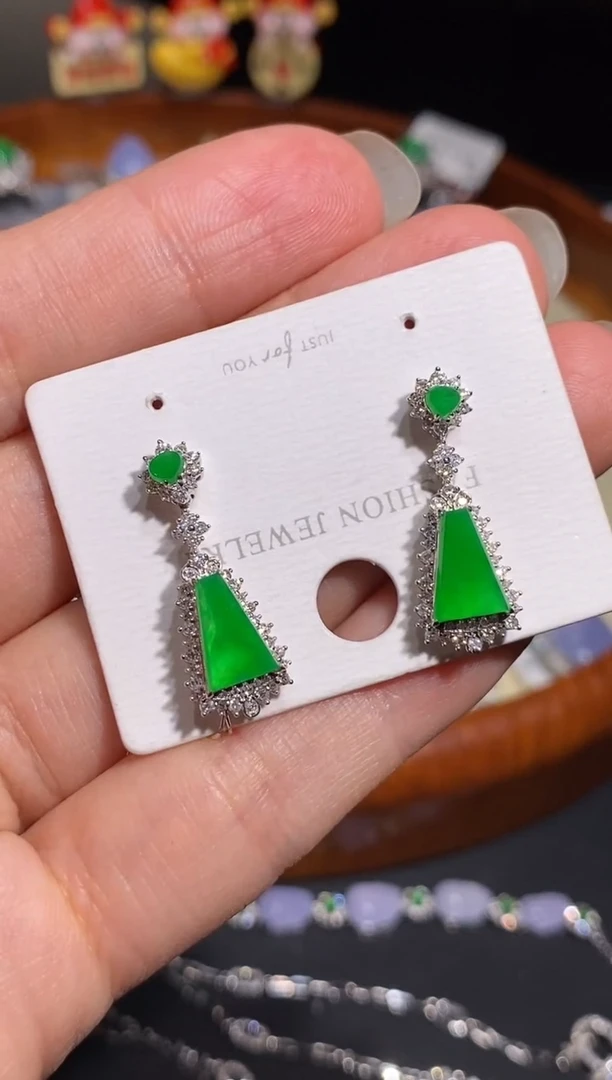 【闪购商品】翡翠耳饰未镶嵌耳饰