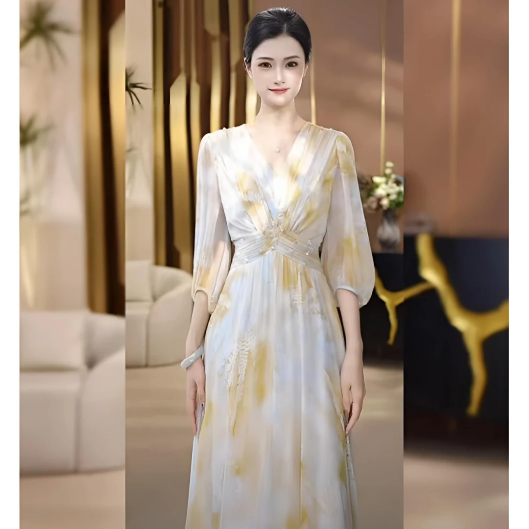 2025初夏穿搭裙子高级感不撞款独特漂亮掐腰蓝色印花雪纺连衣裙