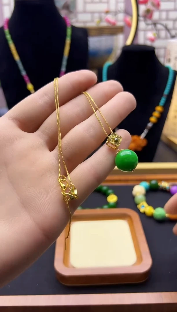 【闪购商品】翡翠耳饰14K金镶嵌D104