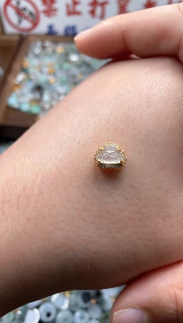 【闪购商品】翡翠颈饰未镶嵌哥哥