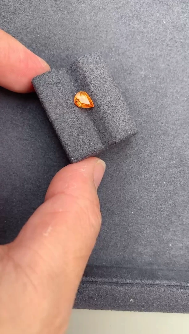 【闪购商品】石榴石（芬达石）裸石未镶嵌1ct芬达