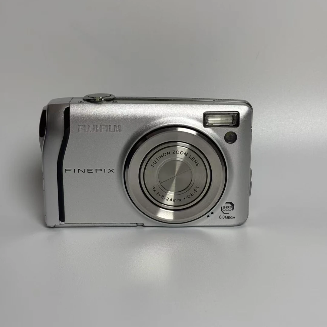 9新 Fujifilm/富士 F40fd  复古出片 800w像素 配件齐全