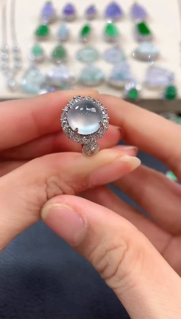 【闪购商品】翡翠戒指18K金镶嵌b140