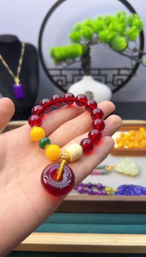 【闪购商品】血珀耳饰14K金镶嵌S48