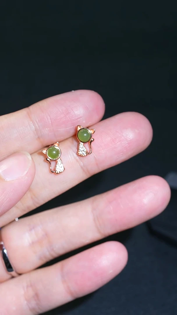 银S925镀金镶嵌和田玉耳饰4