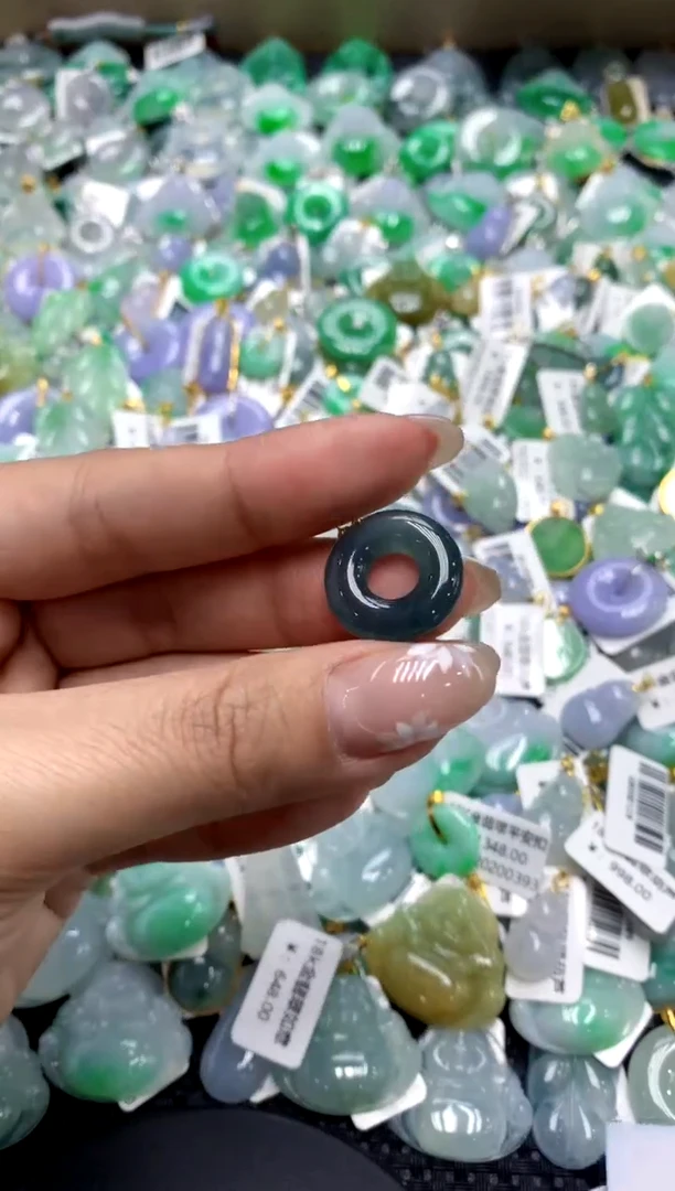 【闪购商品】翡翠颈饰18K金镶嵌111111111111111111