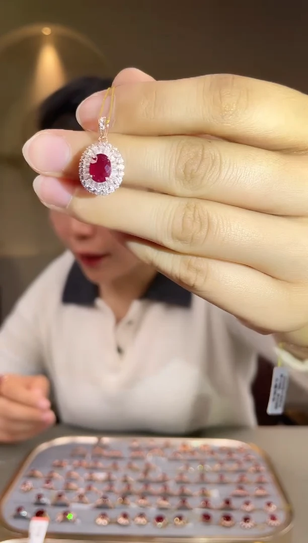 银S925镶嵌颈饰红宝石颈饰