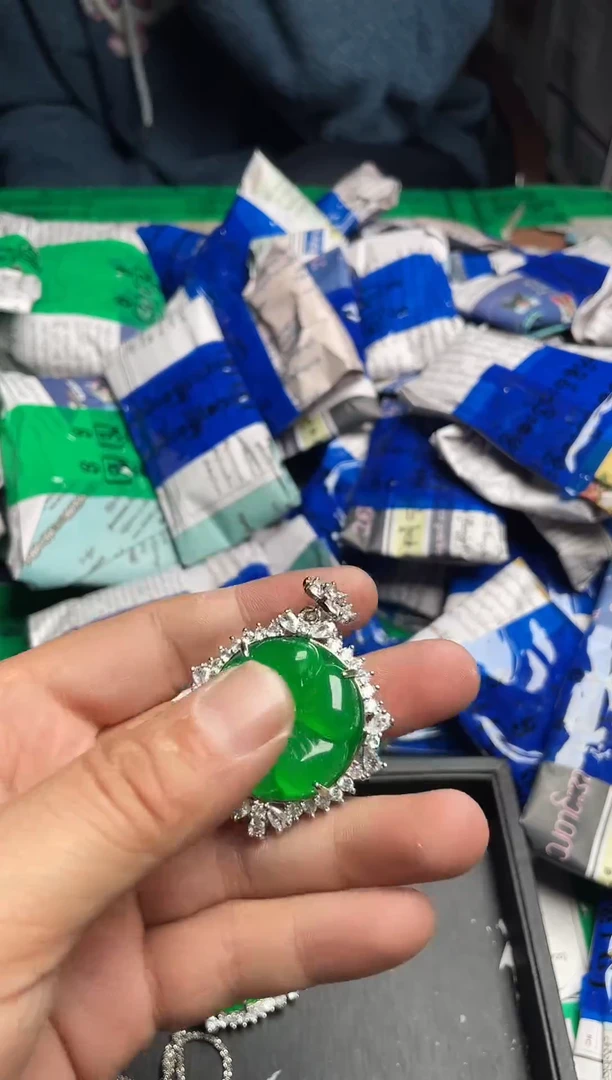 强子收货时尚V-28