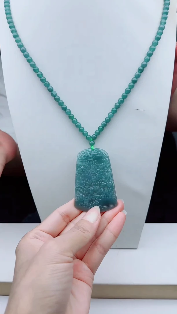 颈饰未镶嵌翡翠多样性发其一