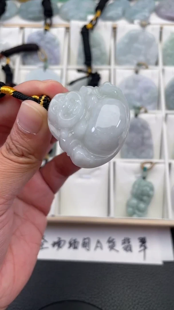 颈饰未镶嵌翡翠天然缅甸翡翠A货201