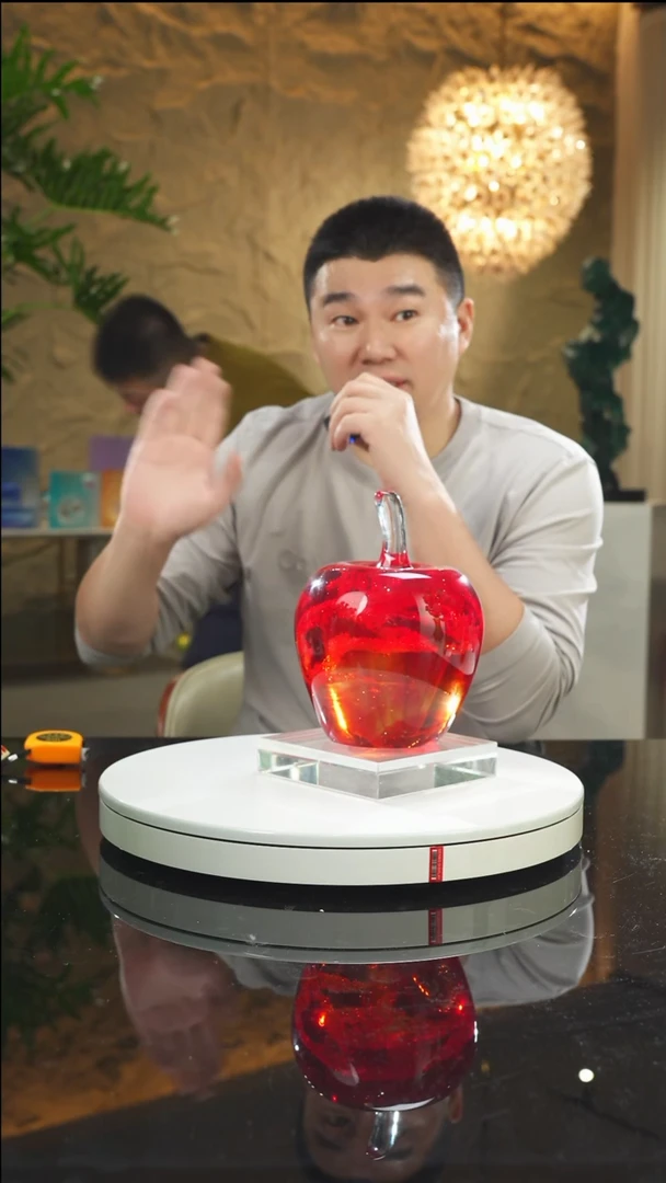 【闪购商品】瓷片福利红色苹果带底座