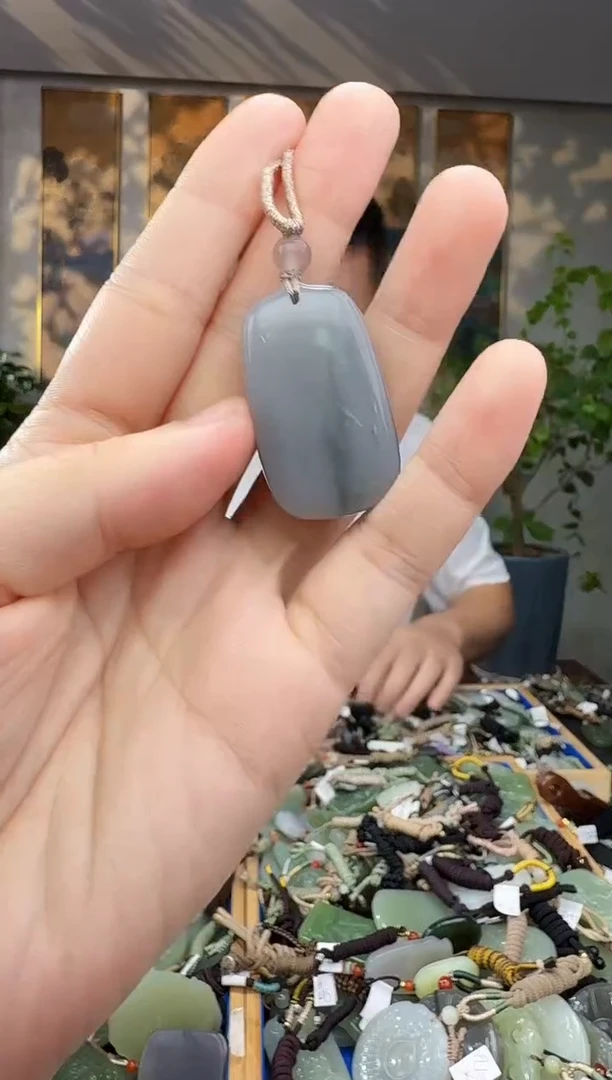 未镶嵌和田玉挂件拍一发一