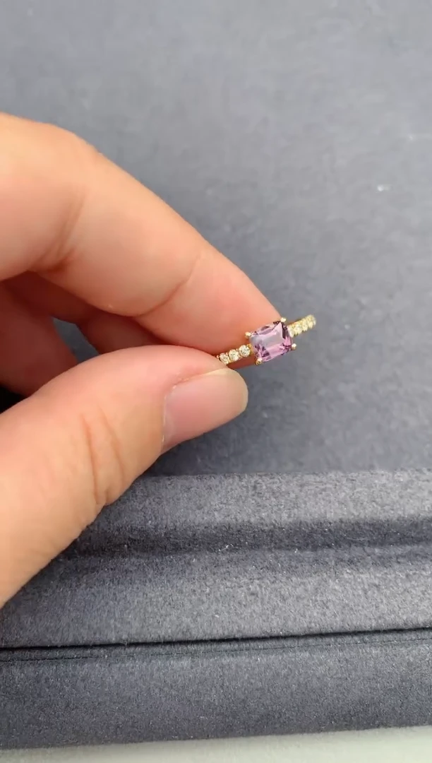 18K金镶嵌戒指尖晶石86分 尖晶石戒指GA