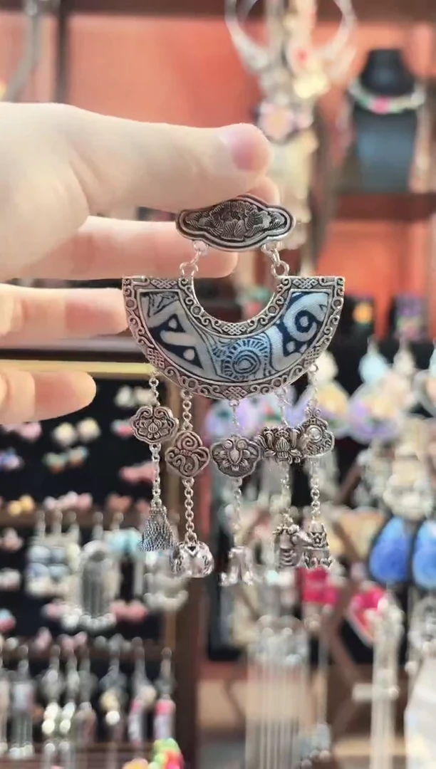 织绣 云织谣民族风精美饰品   234+链子