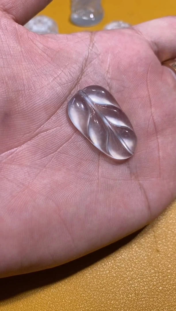 翡翠挂件未镶嵌草***选叶子13800