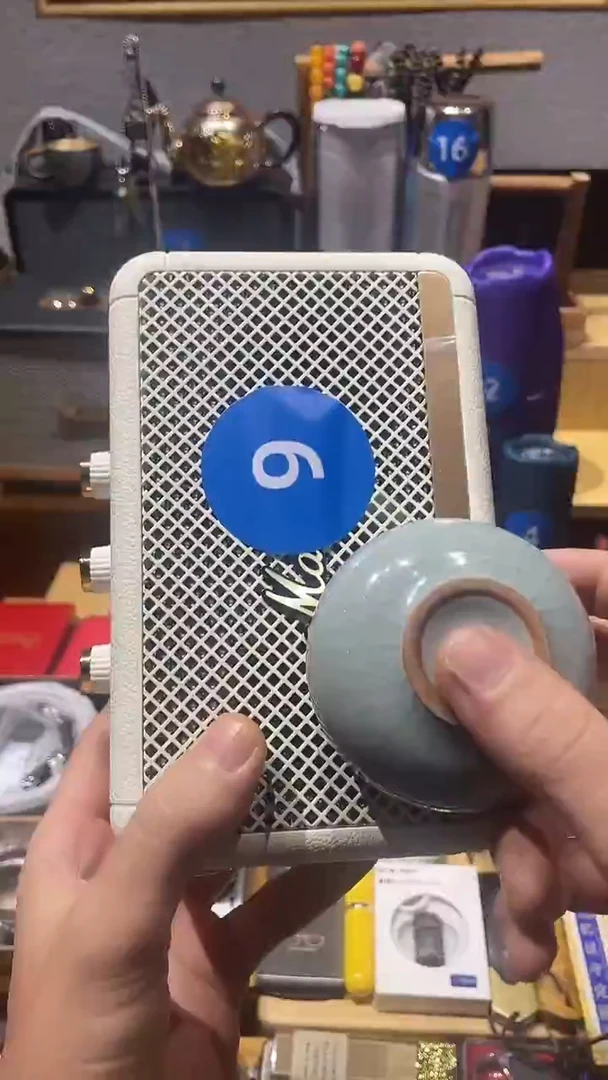 瓷片闪购商品 如图所示