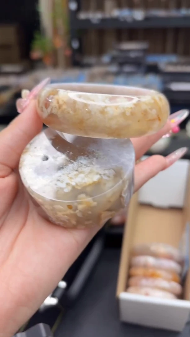 未镶嵌手镯石英质玉98(61圈赠送镯心)