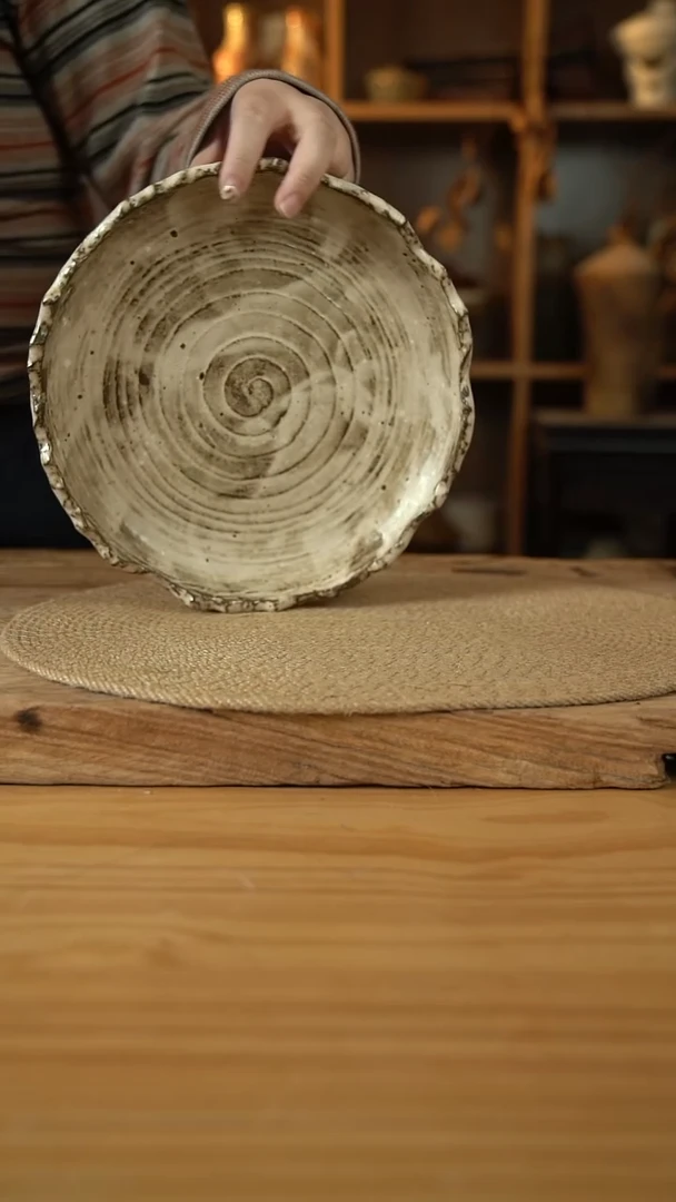 877新品系列的不规则内螺纹盘子1个