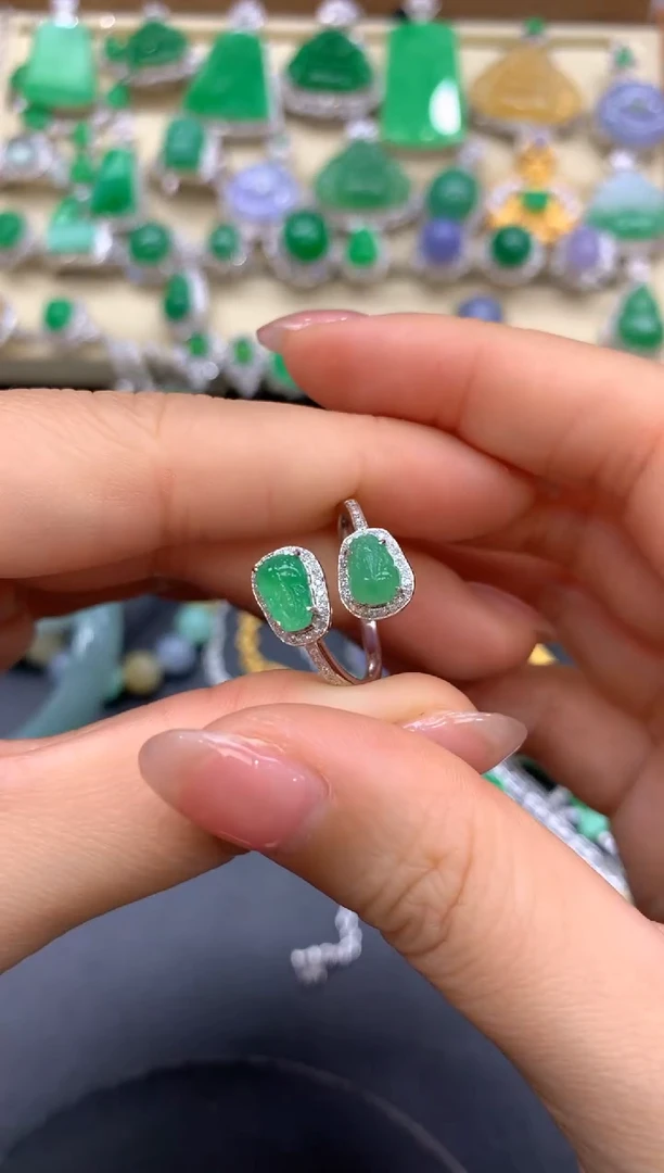 【闪购商品】翡翠戒指18K金镶嵌120-中国好珍宝