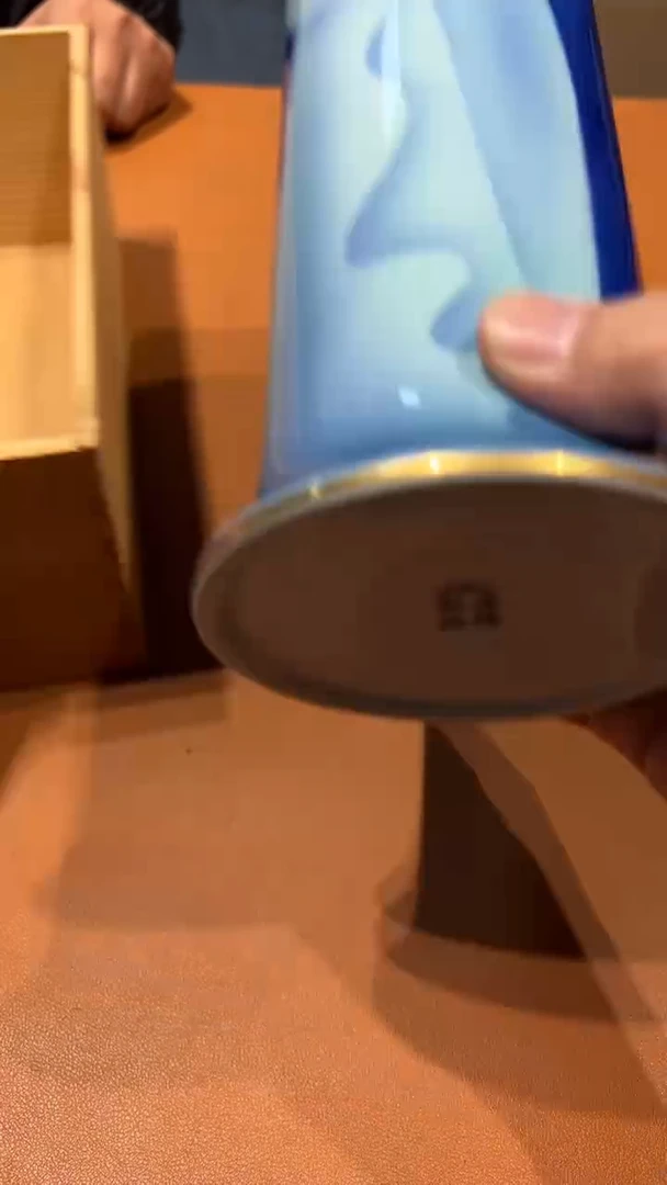 其他陶鲲**盒阿达西日瓷摆件468