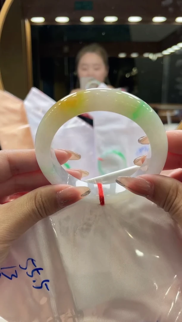 翡翠手镯未镶嵌55.5正圈定金总12.8w，一单3w