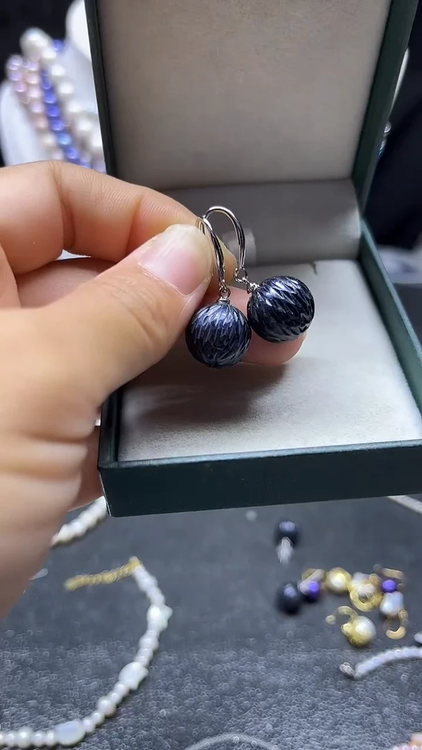 颈饰未镶嵌淡水珍珠多人