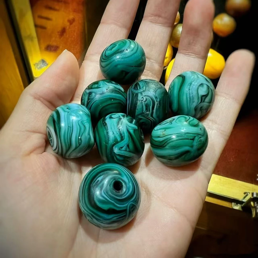 藏地手工艺琉璃吊坠