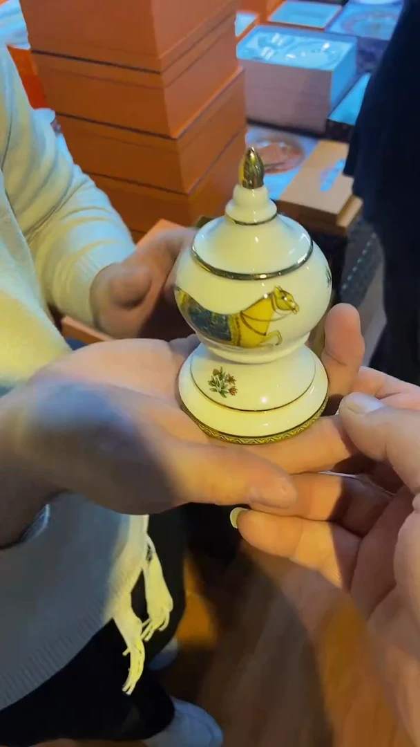 【闪购商品】鸿辉家品牌瓷器，京东包邮！