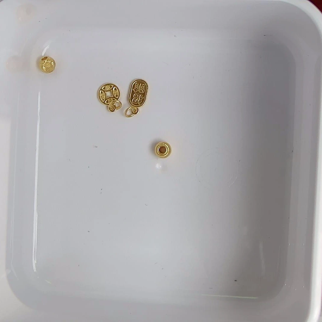 黄金足金小金 豆