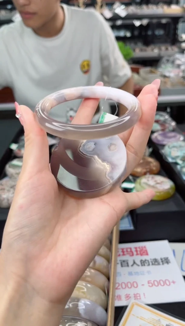 【闪购商品】石英质玉手镯未镶嵌59圈口（赠品镯心）1039262