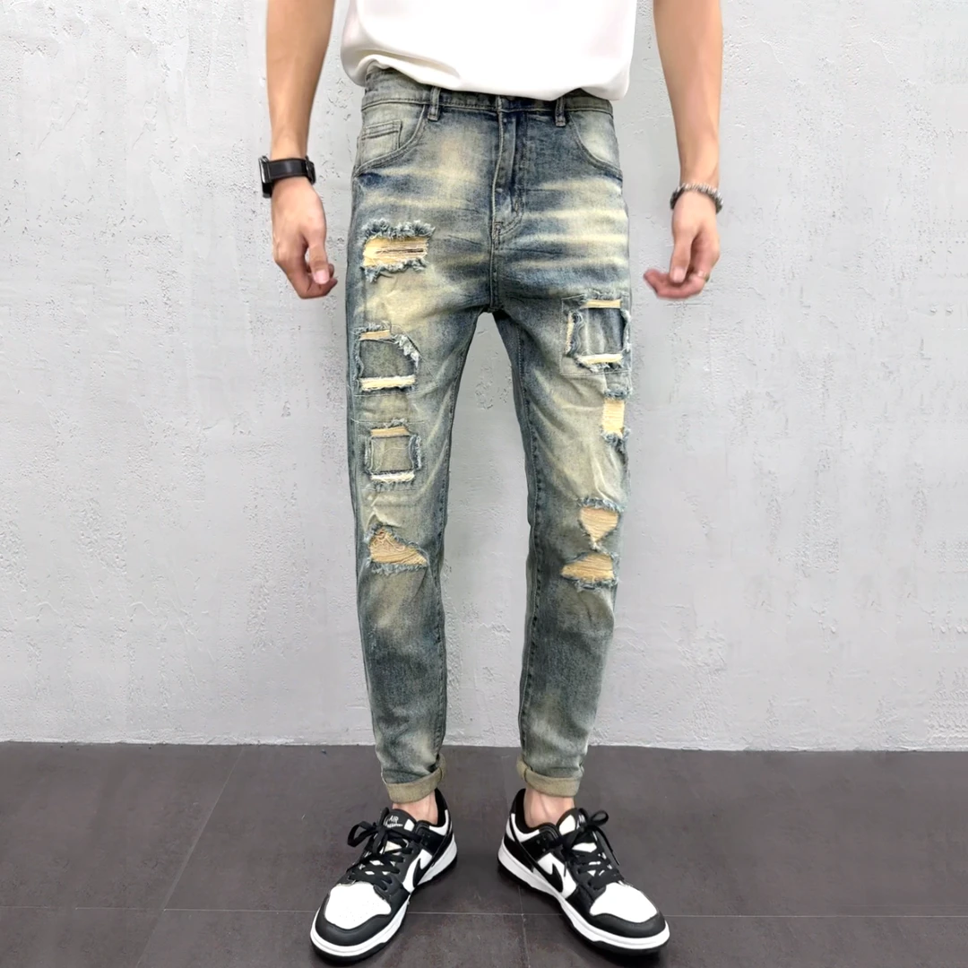 秋季男款破洞牛仔裤爆款2025新款痞帅潮牌复古水洗男士修身小脚裤