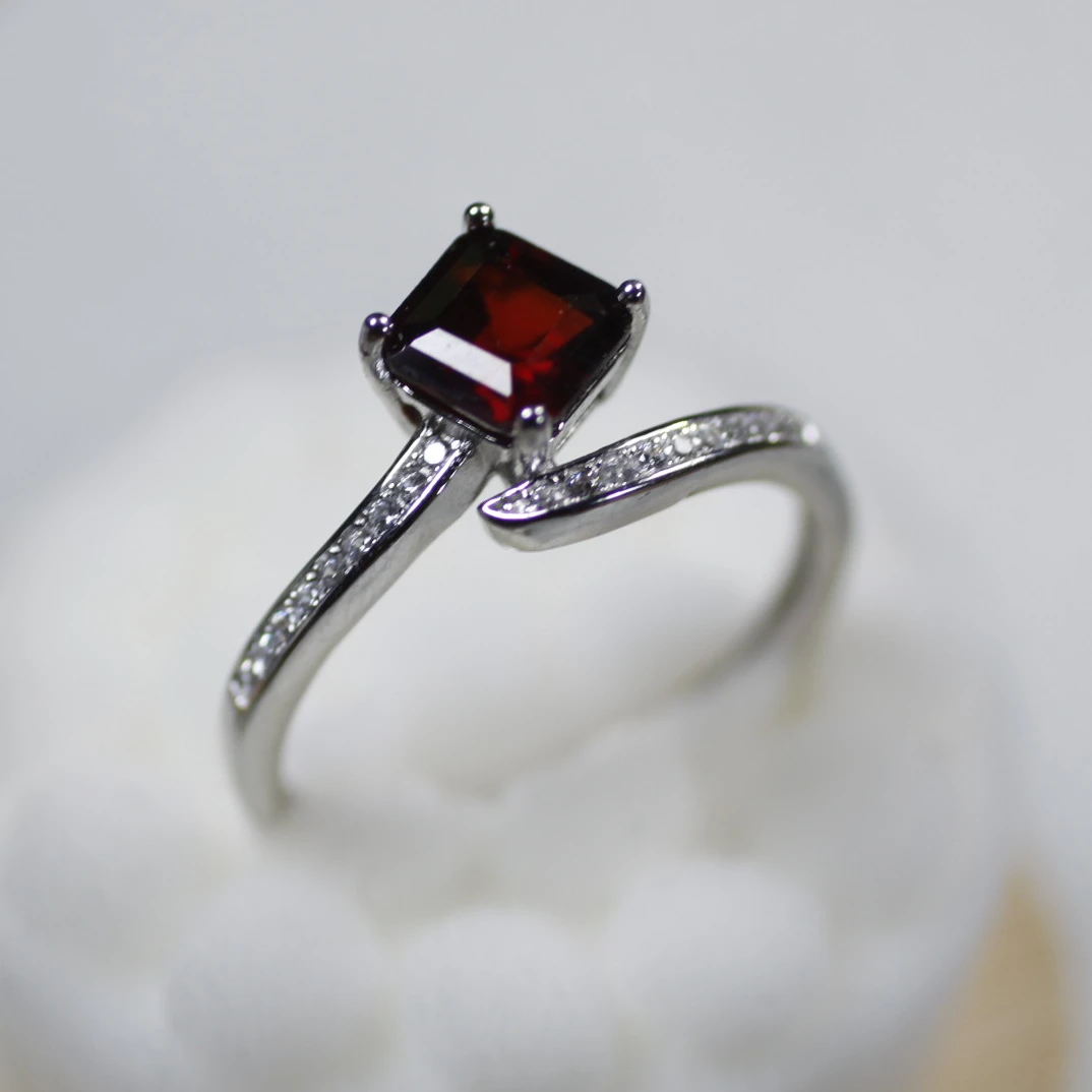 橙红石榴石戒指   JYDM24011112