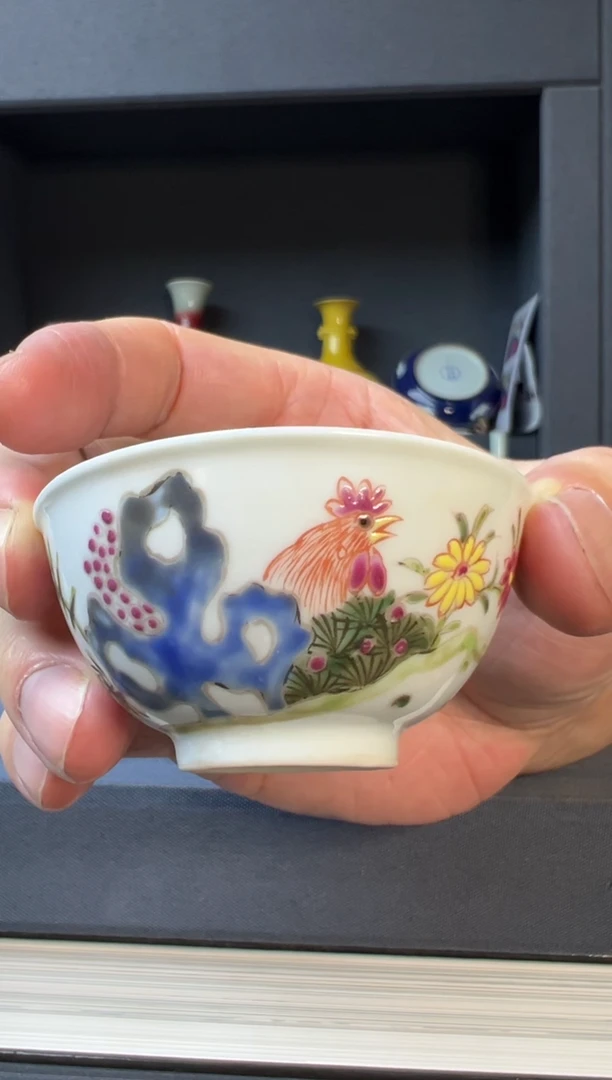 茶盏威*张粉彩花卉陶瓷茶盏