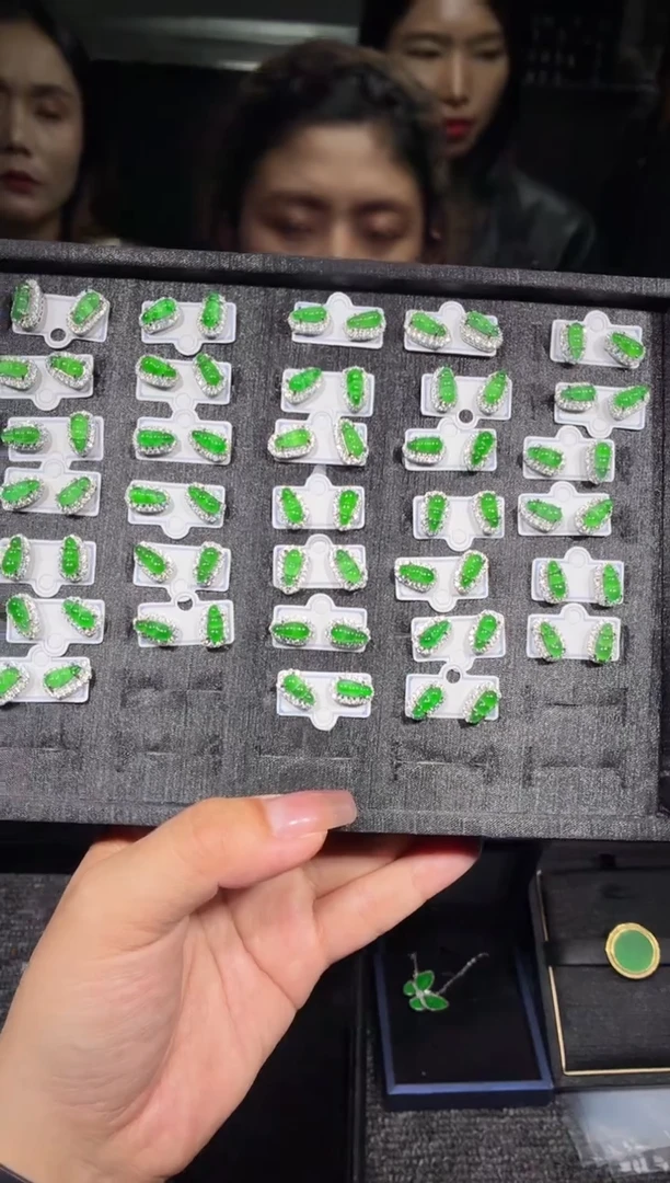 未镶嵌定制翡翠6定制翡翠-多样性发货（发其一）