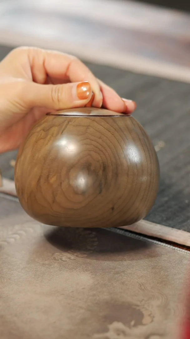【闪购商品】金丝楠木雕081茶仓茶叶罐