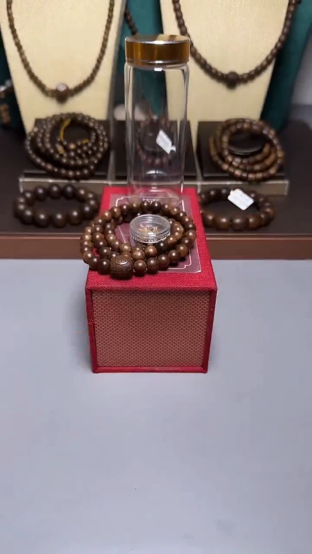 沉香富森红土0.8三圈圆珠