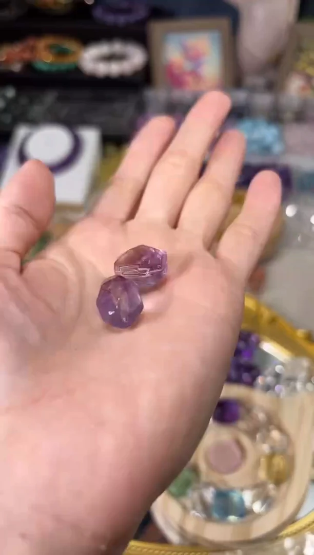 水晶手串未镶嵌W19紫水晶随型一颗约卡12