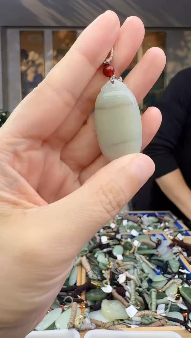 未镶嵌和田玉挂件拍一发一